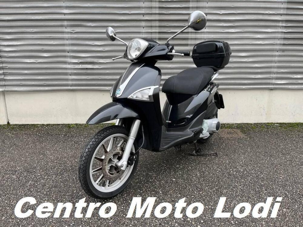 Piaggio Liberty 125 3V Full Optional (2013 - 15) (4)