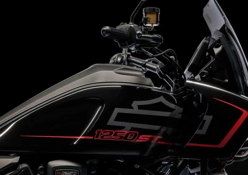 Harley-Davidson Adventure Touring Pan America 1250 ST (2025 - 26) (4)