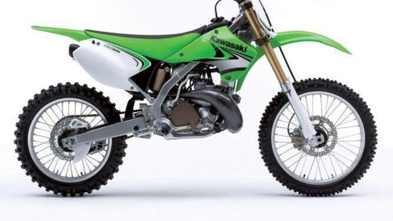 Kawasaki torna a produrre le moto da cross a 2 tempi