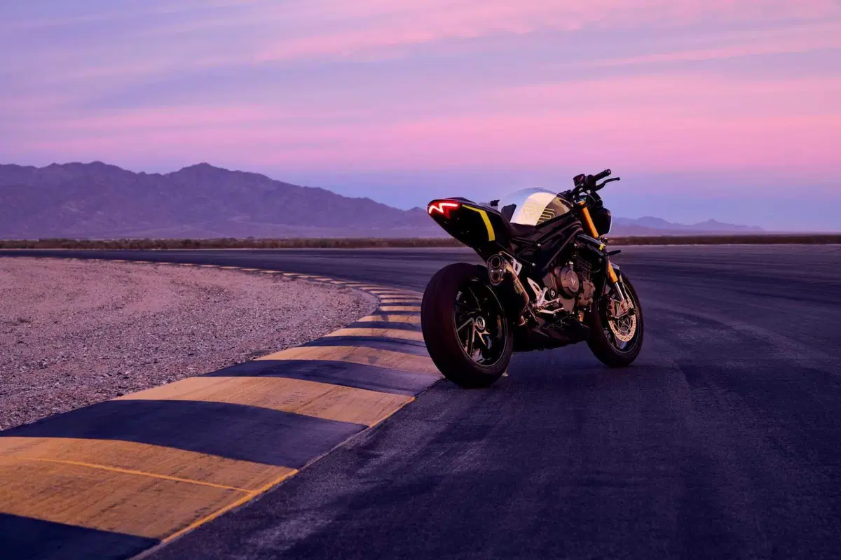 Triumph Speed Triple 1200 RS 2025: la più potente, tecnologica e affilata di sempre. Ecco come cambia [VIDEO e GALLERY] (12)
