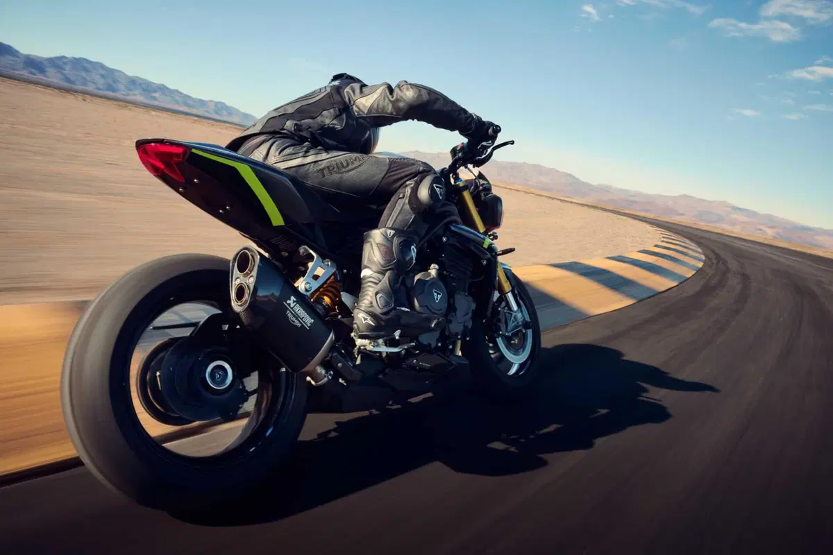 Triumph Speed Triple 1200 RS 2025: la più potente, tecnologica e affilata di sempre. Ecco come cambia [VIDEO e GALLERY] (13)