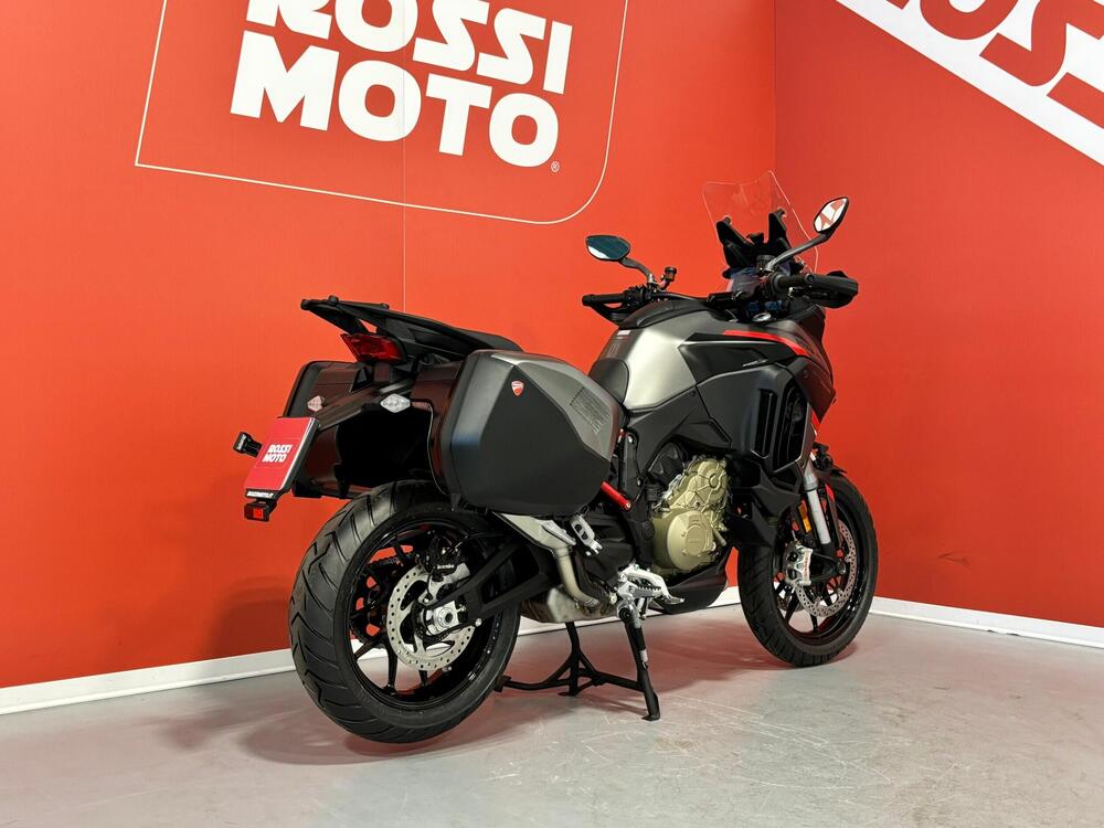 Ducati Multistrada V4 S Grand Tour (2024) (3)