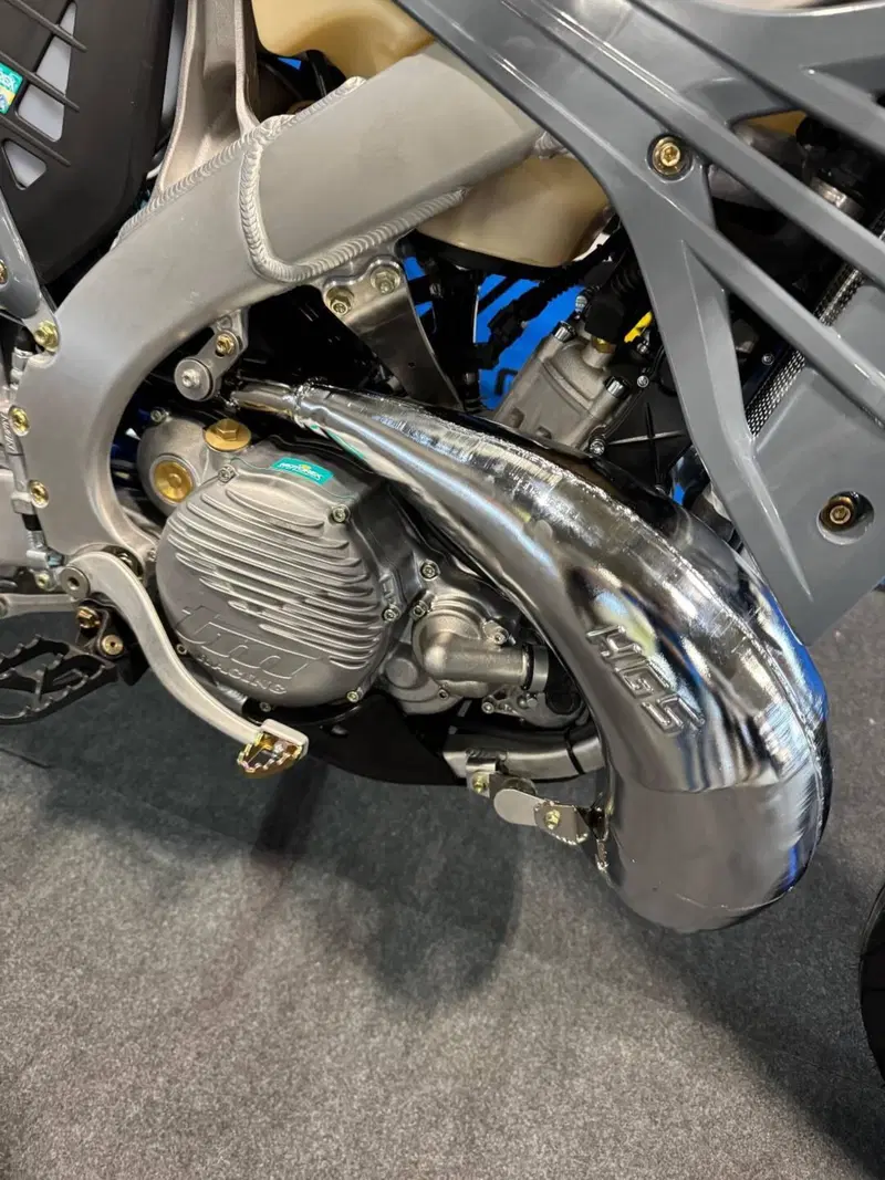 Tm Moto SMR 300 ES Fi 2T (2026) (3)