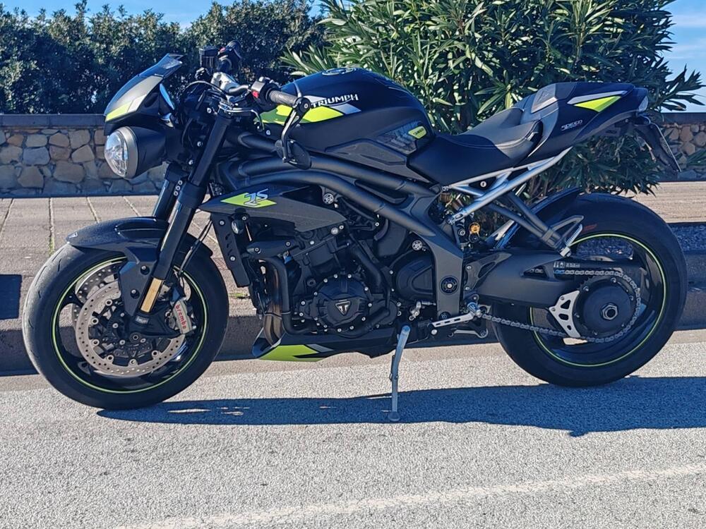 Triumph Speed Triple 1050 RS (2018 - 20) (4)