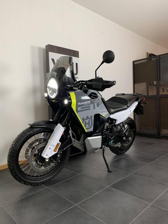 Husqvarna Norden 901 (2022 - 25) (3)