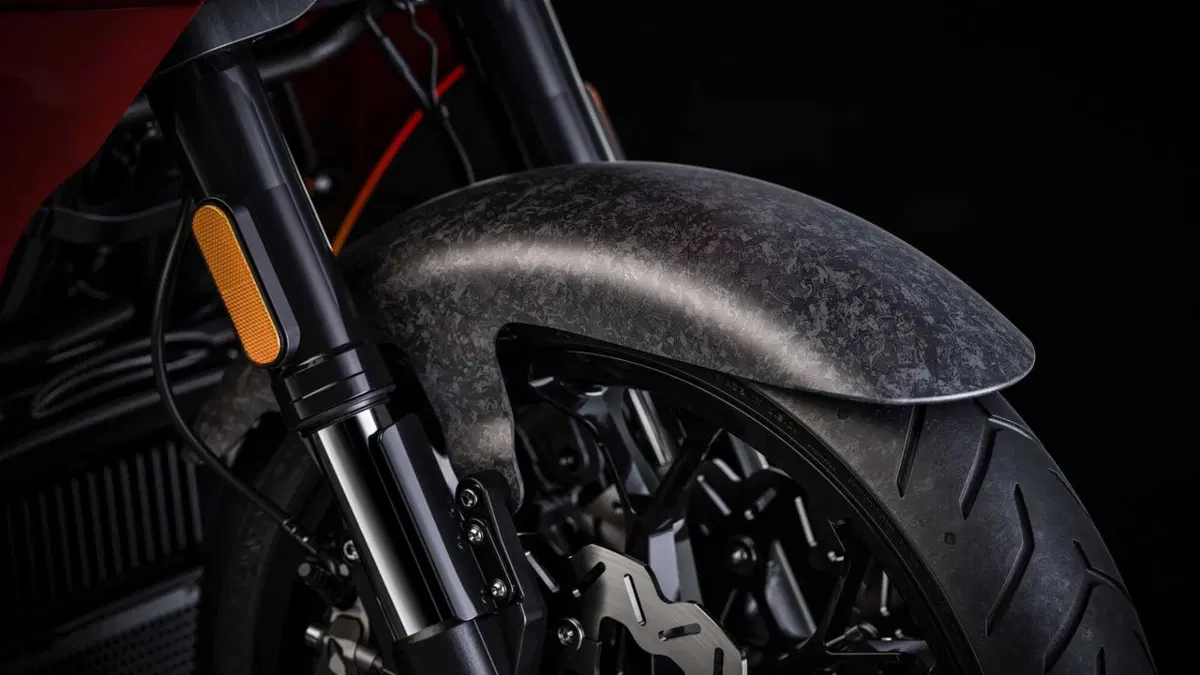 Harley-Davidson CVO - Custom Vehicle Operations CVO Road Glide ST (2025) (10)