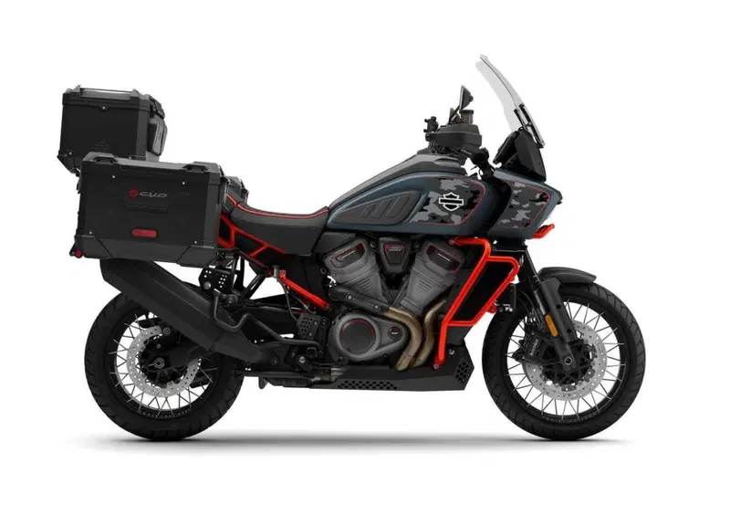Harley-Davidson CVO - Custom Vehicle Operations CVO Pan America (2025 - 26)