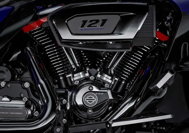 Harley-Davidson CVO - Custom Vehicle Operations CVO Road Glide (2025 - 26) (10)