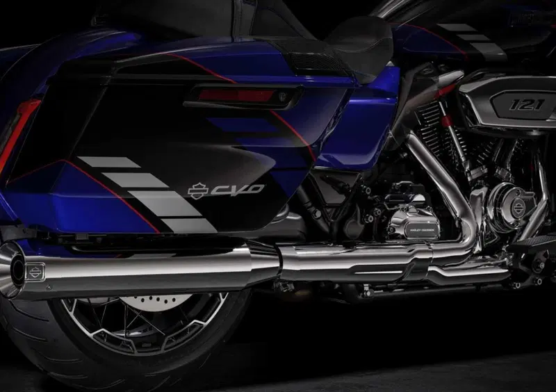 Harley-Davidson CVO - Custom Vehicle Operations CVO Road Glide (2025 - 26) (5)