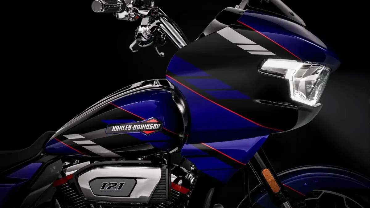 Harley-Davidson CVO - Custom Vehicle Operations CVO Road Glide (2025 - 26) (4)