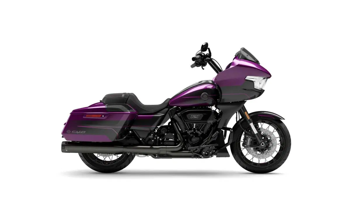 Harley-Davidson CVO - Custom Vehicle Operations CVO Road Glide (2025 - 26) (2)