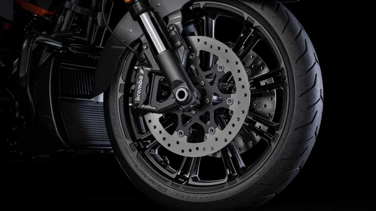 Harley-Davidson CVO - Custom Vehicle Operations CVO Street Glide (2025) (7)