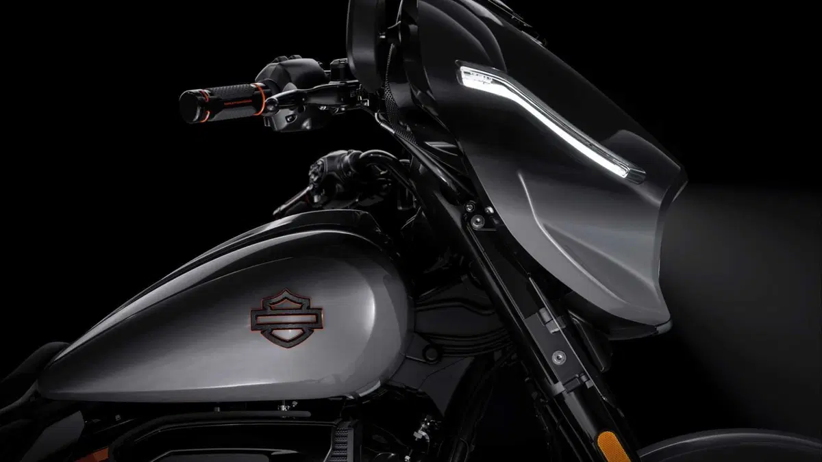 Harley-Davidson CVO - Custom Vehicle Operations CVO Street Glide (2025) (6)