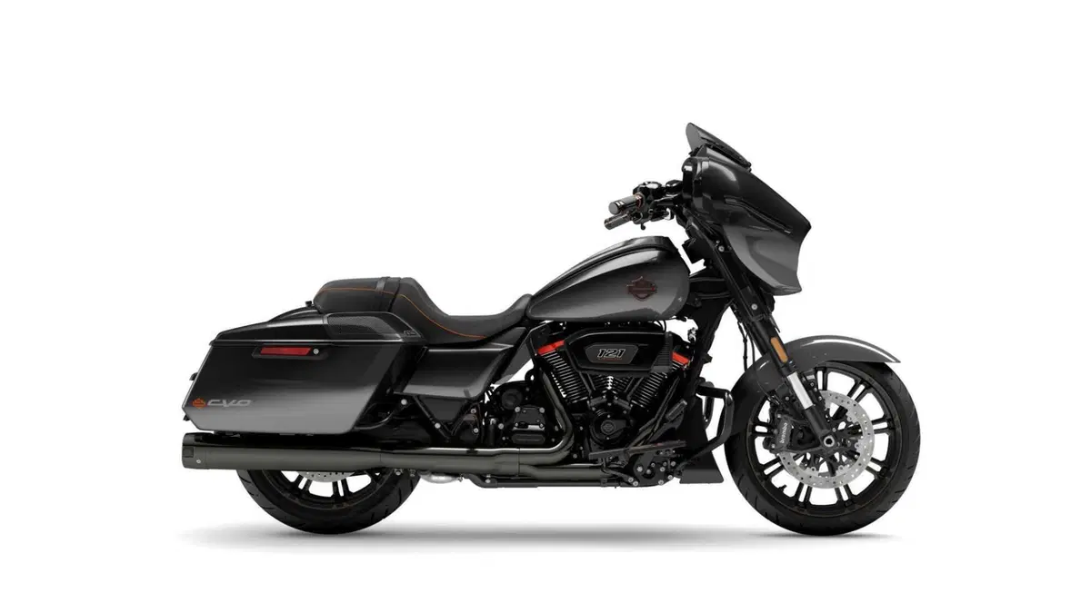 Harley-Davidson CVO - Custom Vehicle Operations CVO Street Glide (2025) (3)