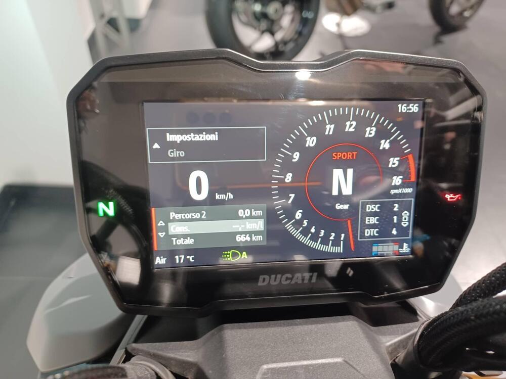 Ducati Streetfighter V4 S (2023 - 24) (3)