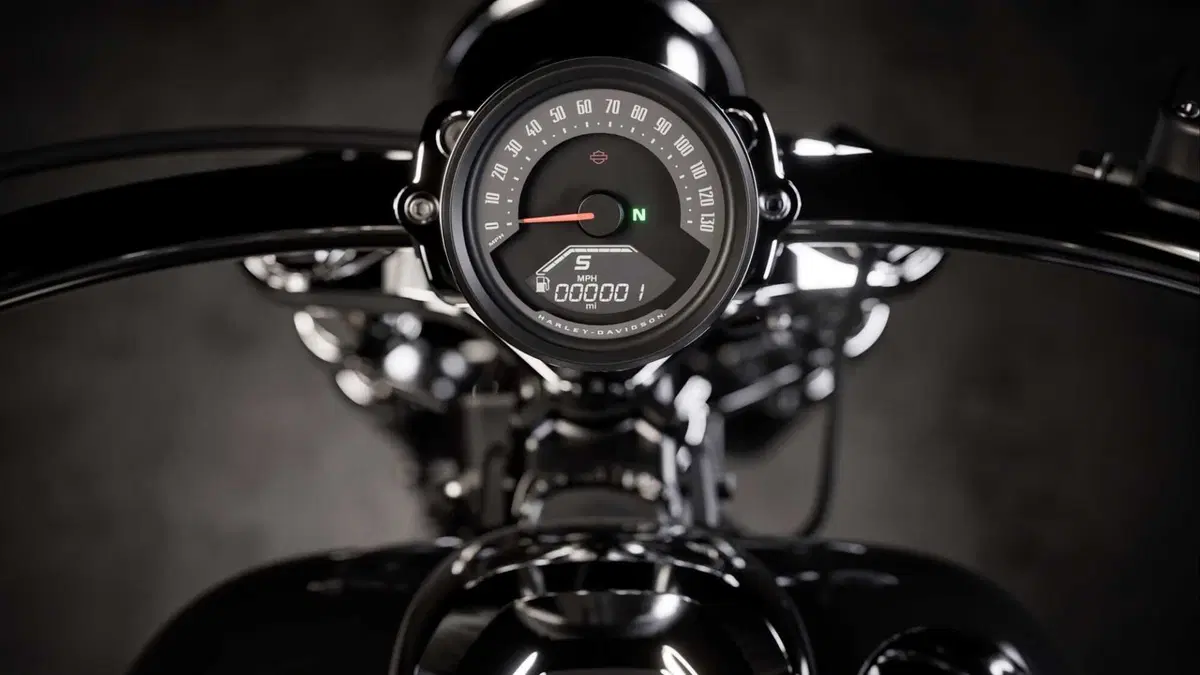 Harley-Davidson Softail-Cruiser Breakout 117 (2025 - 26) (12)