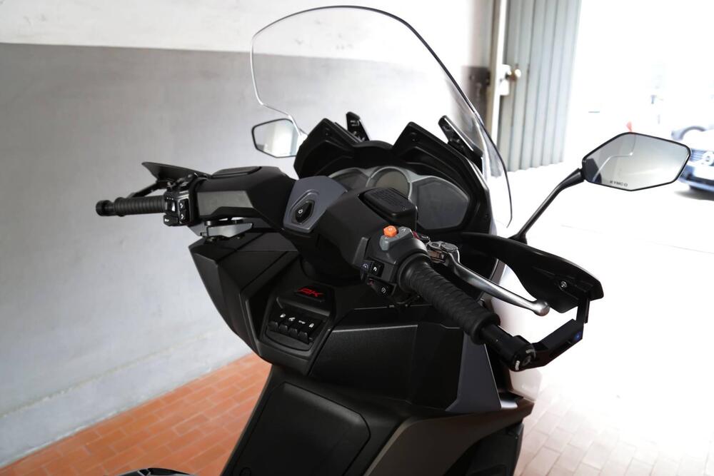 Kymco AK 550 Premium (2023 - 25) (3)