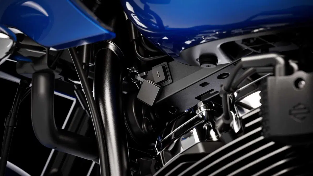Harley-Davidson Softail-Cruiser Low Rider ST (2025 - 26) (10)
