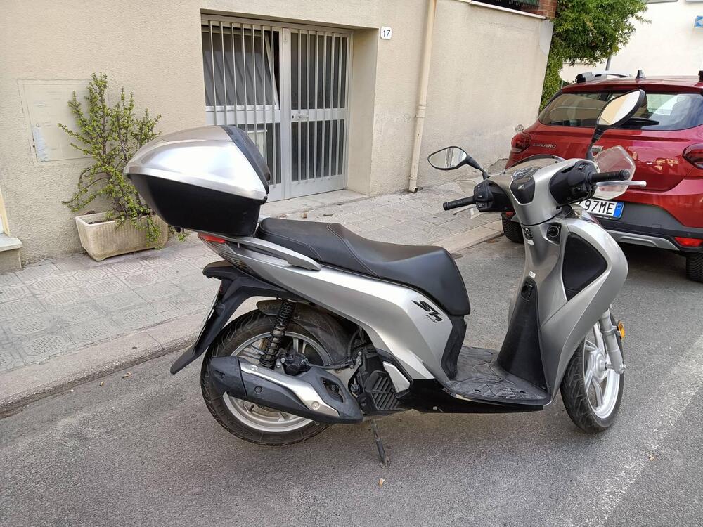 Honda SH 150i (2020 - 25) (2)