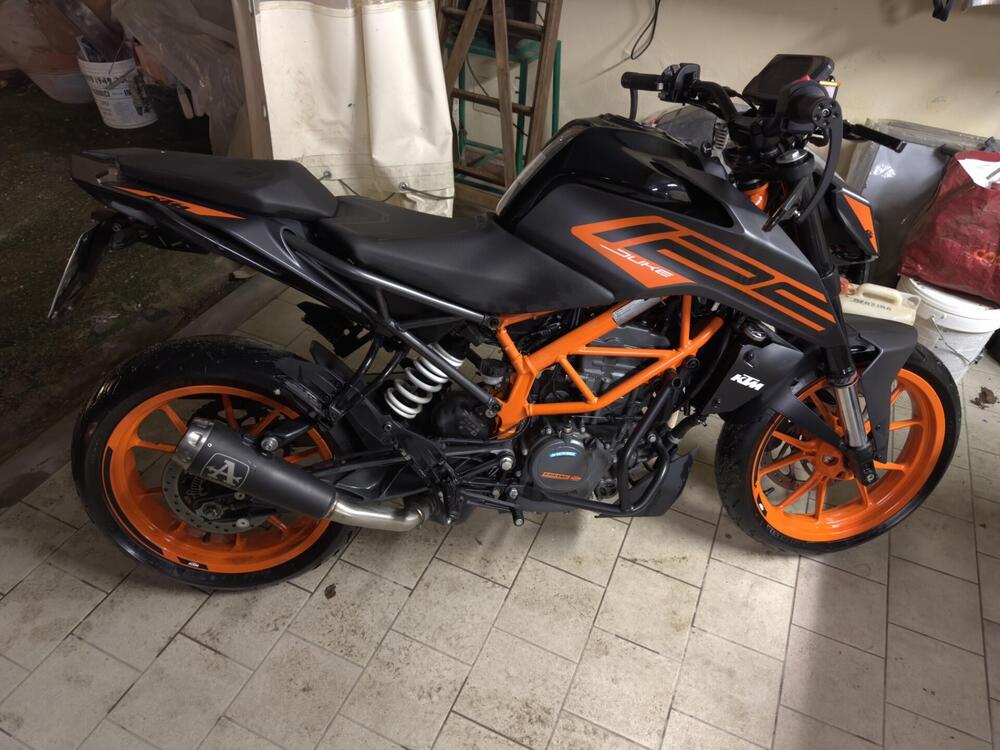 KTM 125 Duke (2021 - 23)