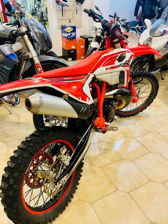 Betamotor RR X-PRO 250 2T Enduro (2025) (3)