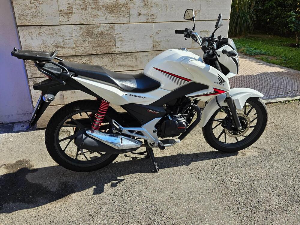 Honda CB 125 F (2015 - 16) (3)