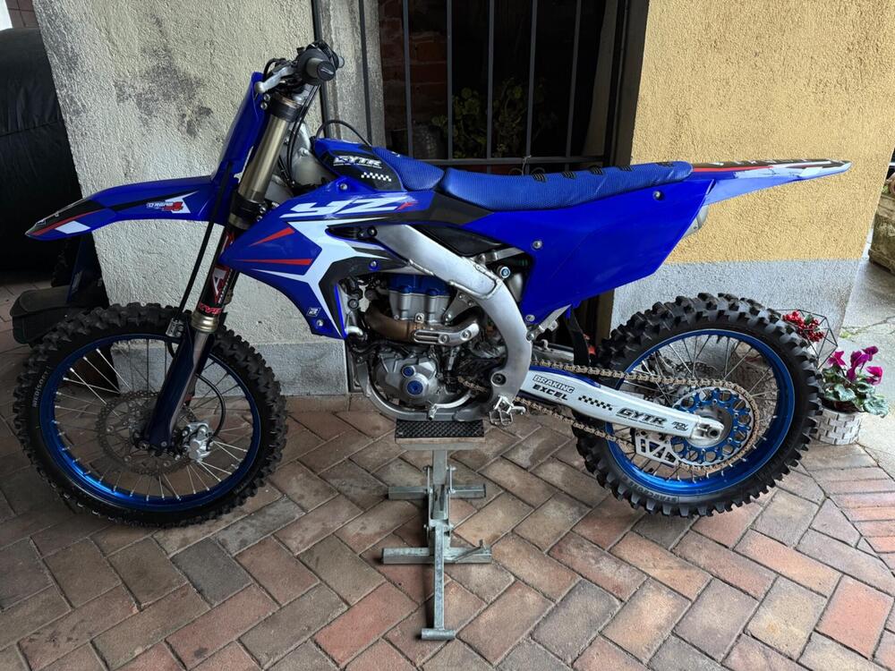 Yamaha YZ 450 F (2023)