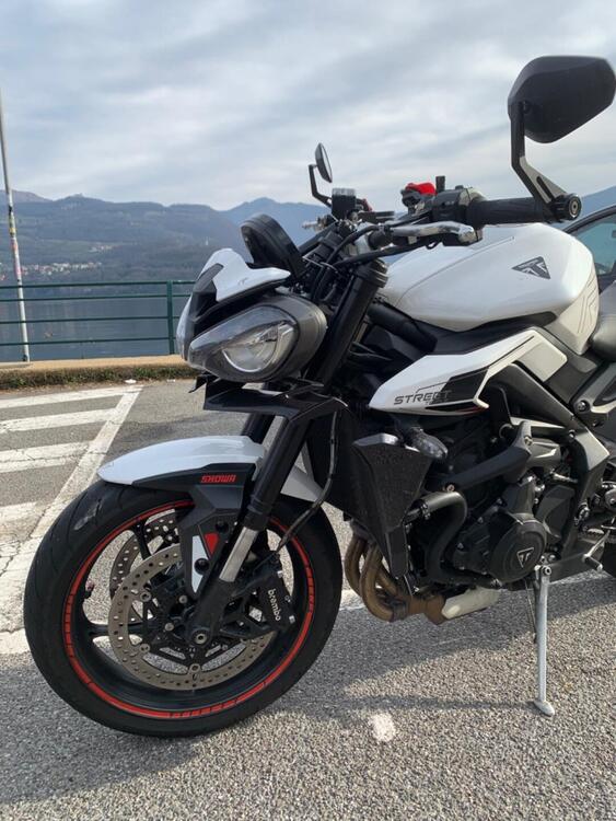 Triumph Street Triple 765 R (2023 - 25) (3)