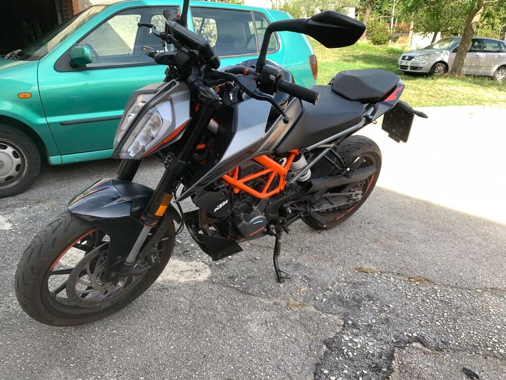 KTM 125 Duke (2021 - 23)