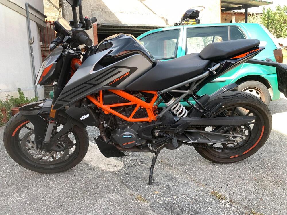 KTM 125 Duke (2021 - 23) (2)