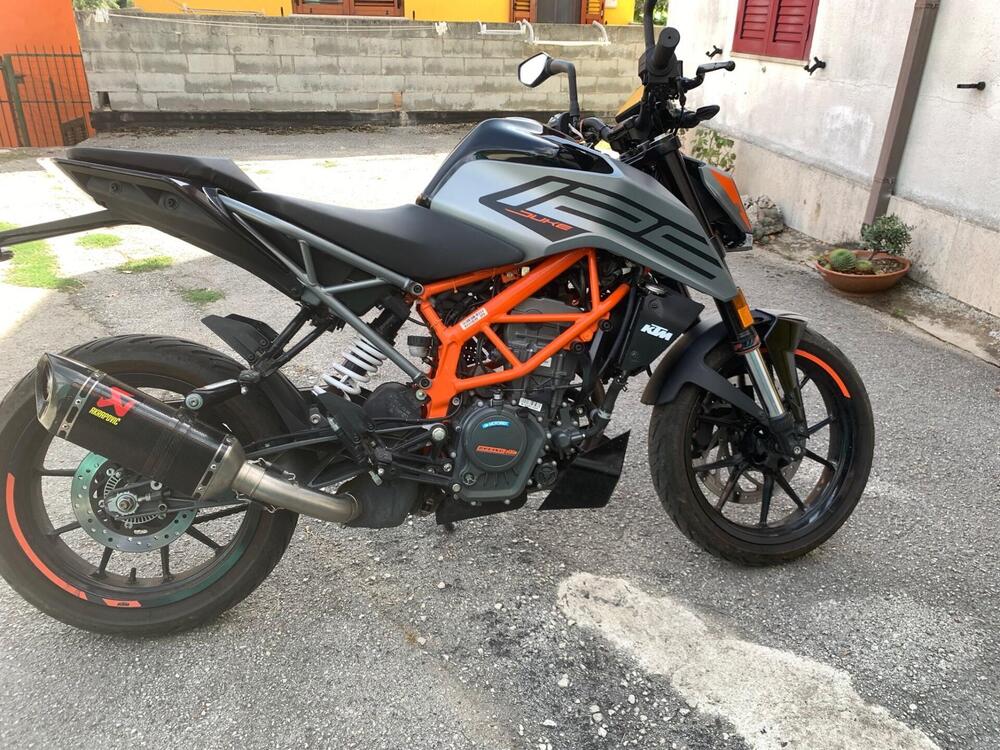 KTM 125 Duke (2021 - 23) (5)