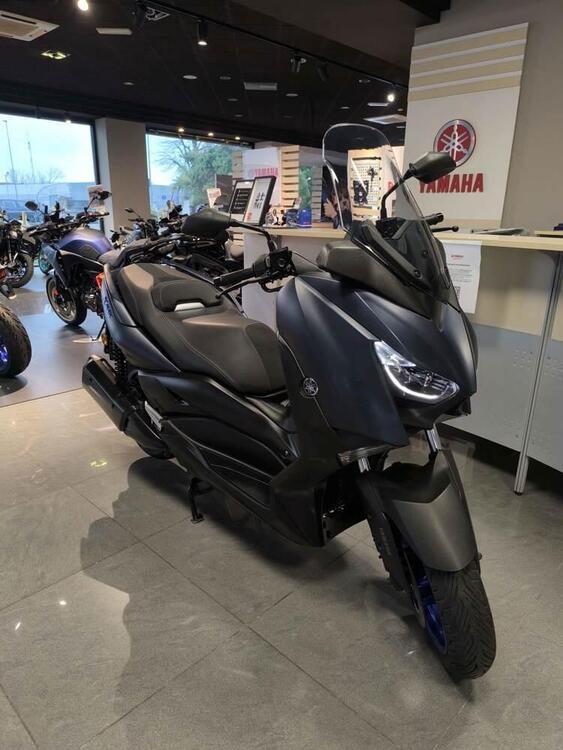 Yamaha X-Max 300 (2021 - 24) (2)