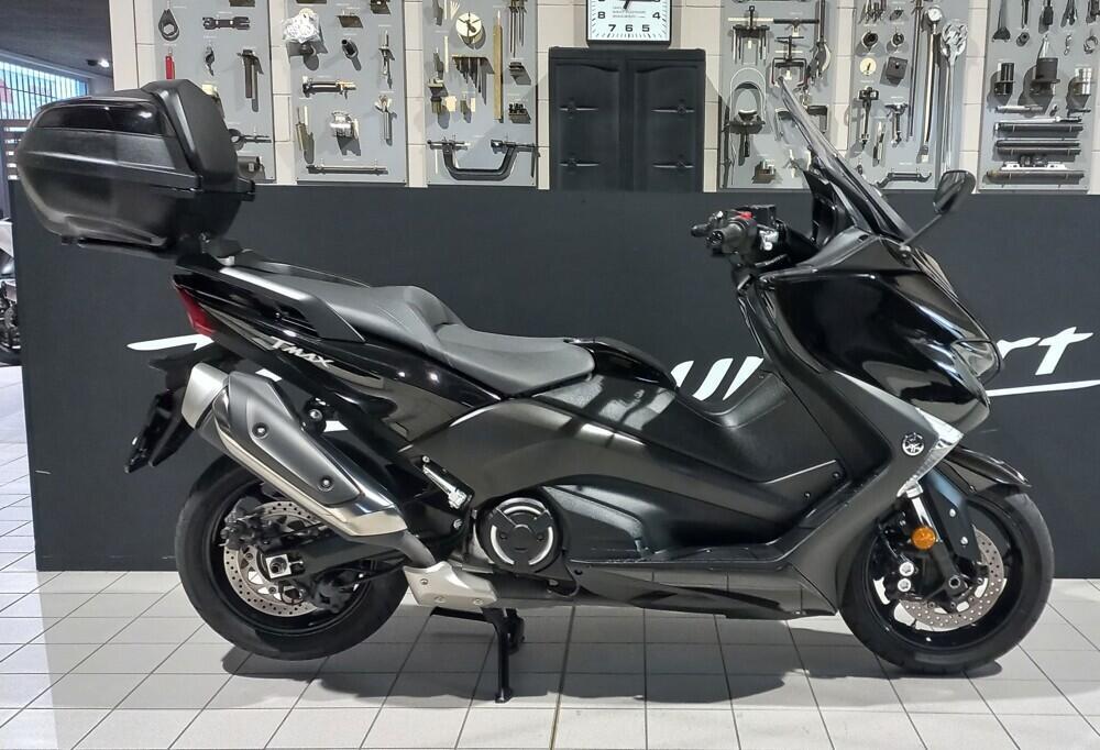 Yamaha T-Max 530 (2017 - 19)