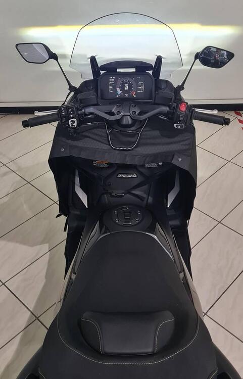 Yamaha T-Max 560 Tech Max (2022 - 24) (4)