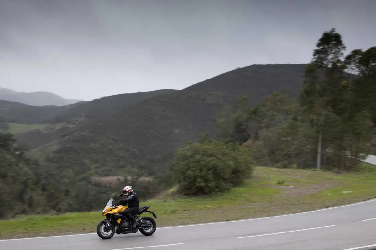 Triumph Tiger Sport 800: Sportiva per diletto (31)