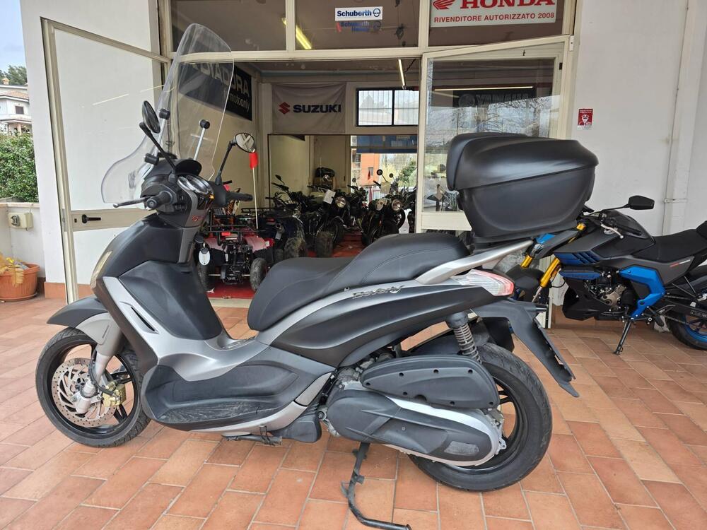 Piaggio Beverly 350 SportTouring ie ABS (2011 - 17) (5)