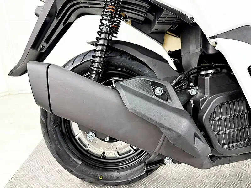 Voge Sfida SR16 125 (2025 - 26) (6)