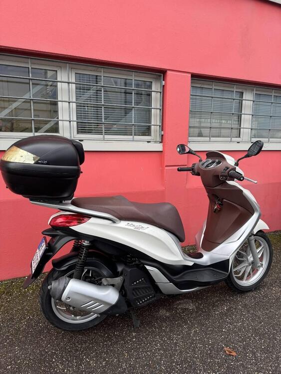 Piaggio Medley 125 ABS (2016 - 19) (4)