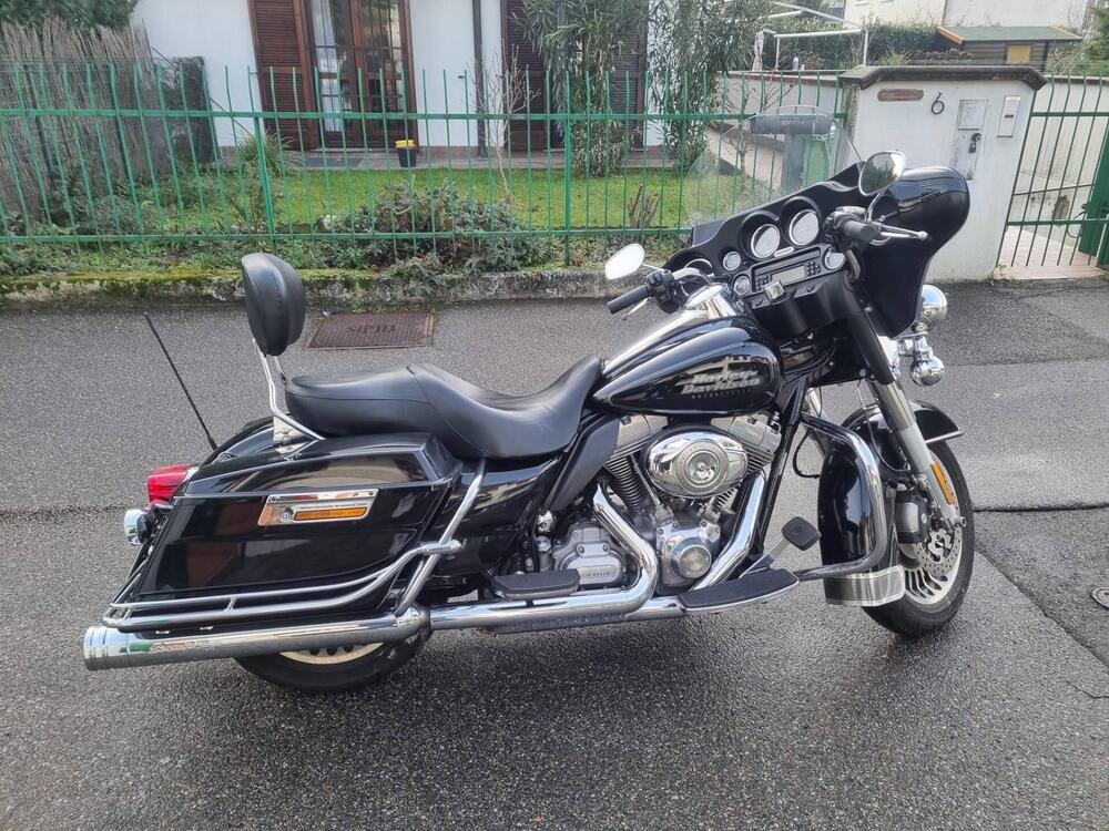 Harley-Davidson 1584 Electra Glide Standard (2008 - 10) - FLHT