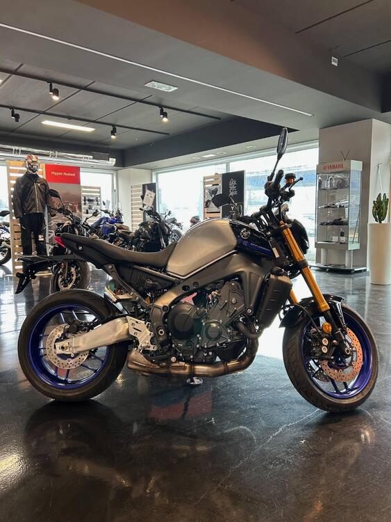 Yamaha MT-09 SP (2021 - 23) (3)