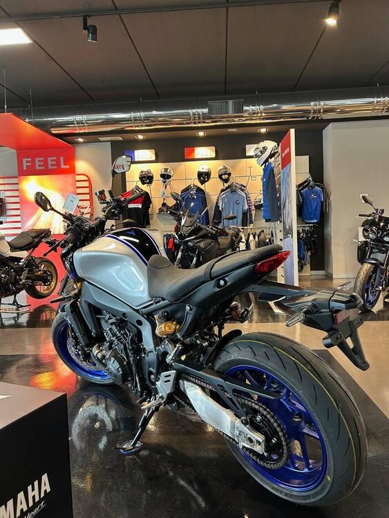 Yamaha MT-09 SP (2021 - 23) (4)