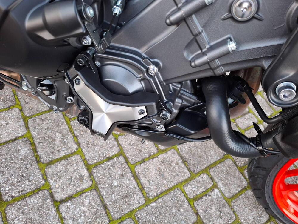 Yamaha MT-09 (2021 - 23) (5)