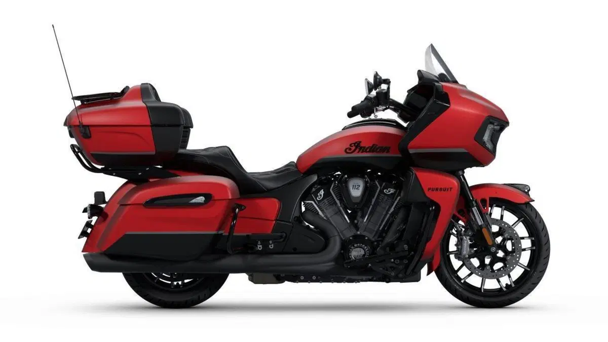 Indian Pursuit 1834 Powerplus Dark Horse (2025 - 26) (5)