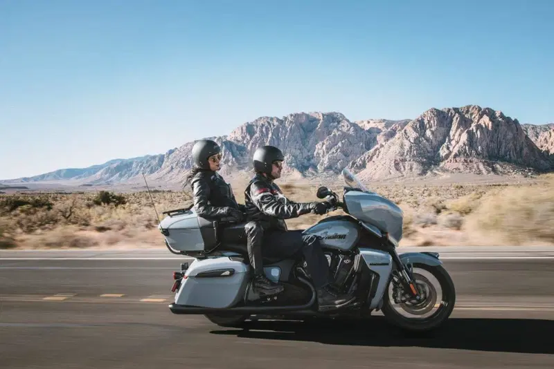 Indian Roadmaster 1834 Powerplus Dark Horse (2025 - 26) (11)