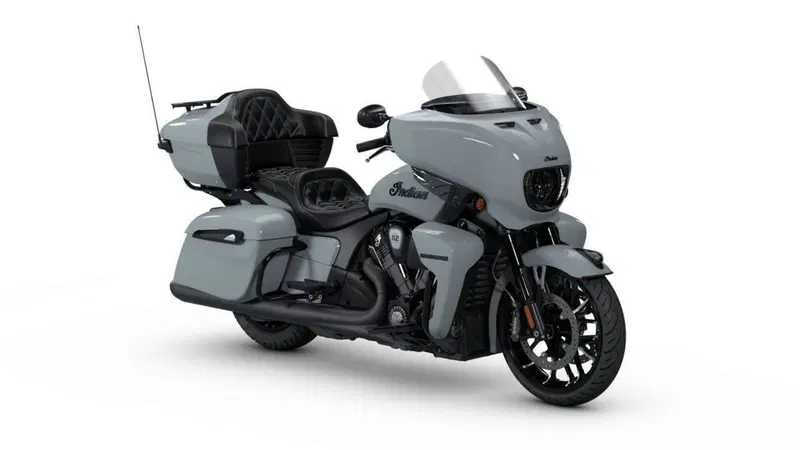 Indian Roadmaster 1834 Powerplus Dark Horse (2025 - 26) (3)