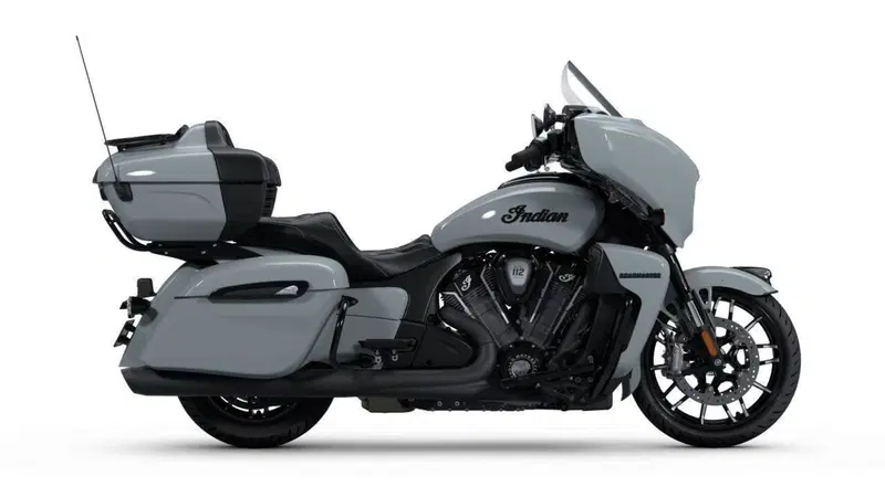 Indian Roadmaster 1834 Powerplus Dark Horse (2025 - 26) (6)