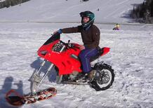 Moto e neve: non un gran binomio. A meno che non abbiate questa Panigale V4!