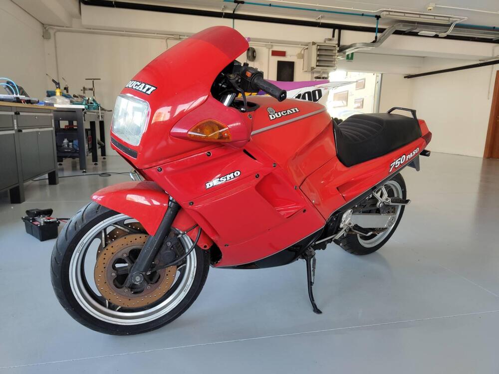 Ducati Paso 750