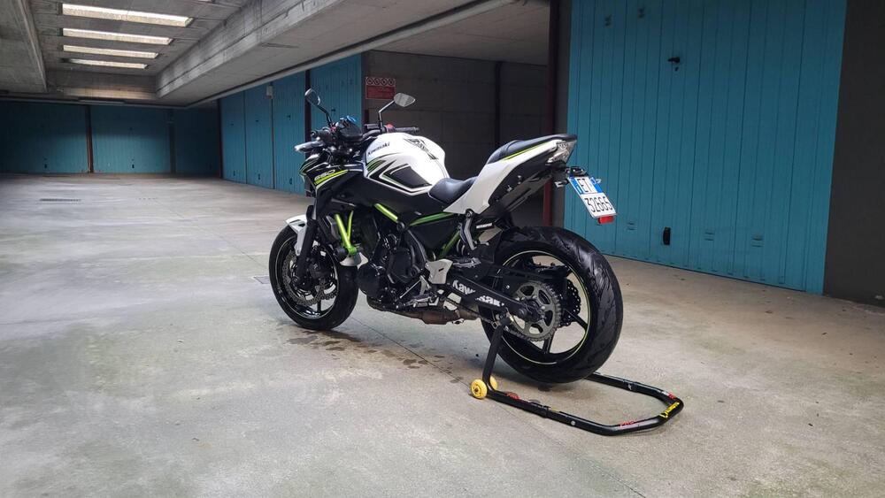 Kawasaki Z 650 (2020) (2)