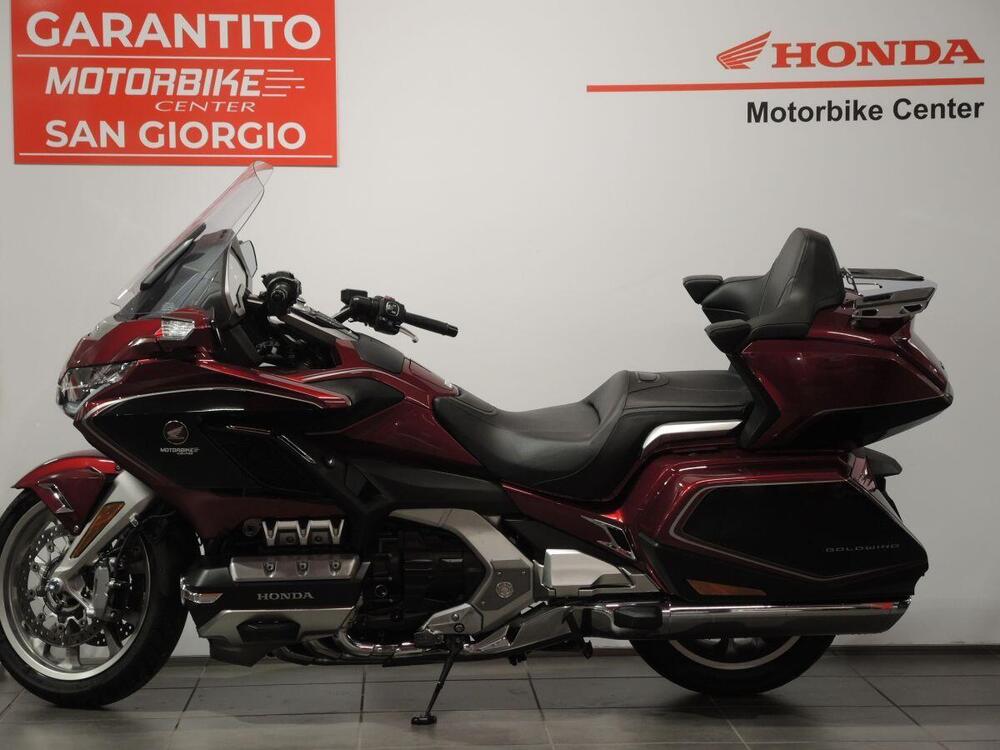 Honda GL 1800 Gold Wing Tour DTC (2018 - 20) (2)